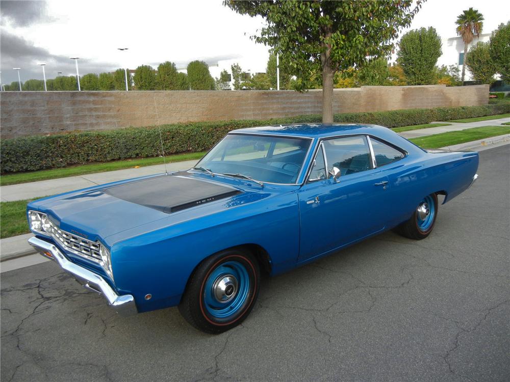 Attached picture 1968 QQ1 HEMI Road Runner coupe w-hood paint.jpg